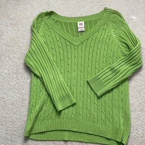 3/4 sleeve cable V neck sweater